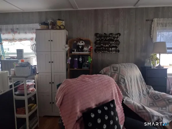 $48,900 | 80 Sheldon Road, Griswold, CT 06351