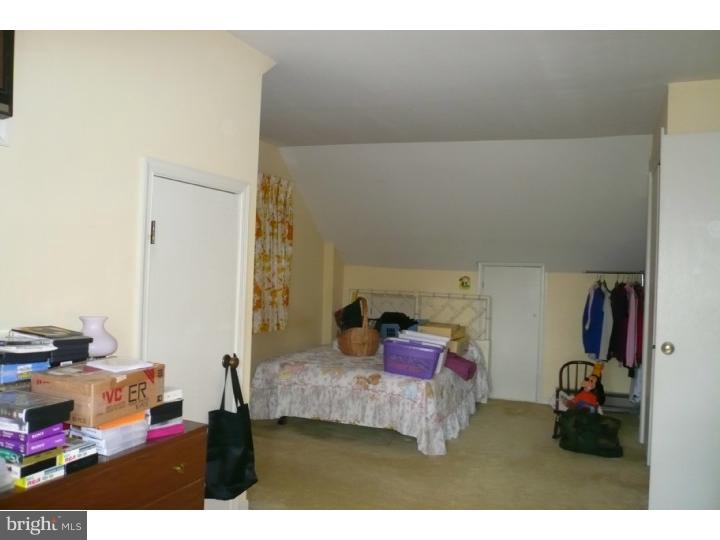 756 Dale Road Abington, PA 19006 - Photo 11 of 16 Bedroom 2