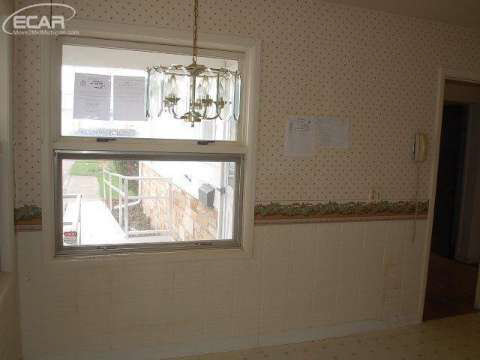 2919 Miller Road Flint, MI 48503 - Photo 11 of 20 20437557-10.JPG