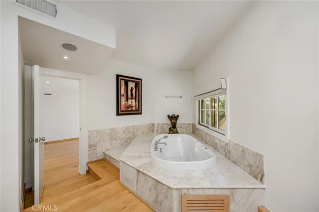 $3,695,000 | 426 Nyes Place, Laguna Beach, CA 92651