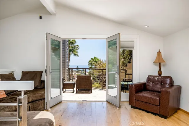 $3,695,000 | 426 Nyes Place, Laguna Beach, CA 92651