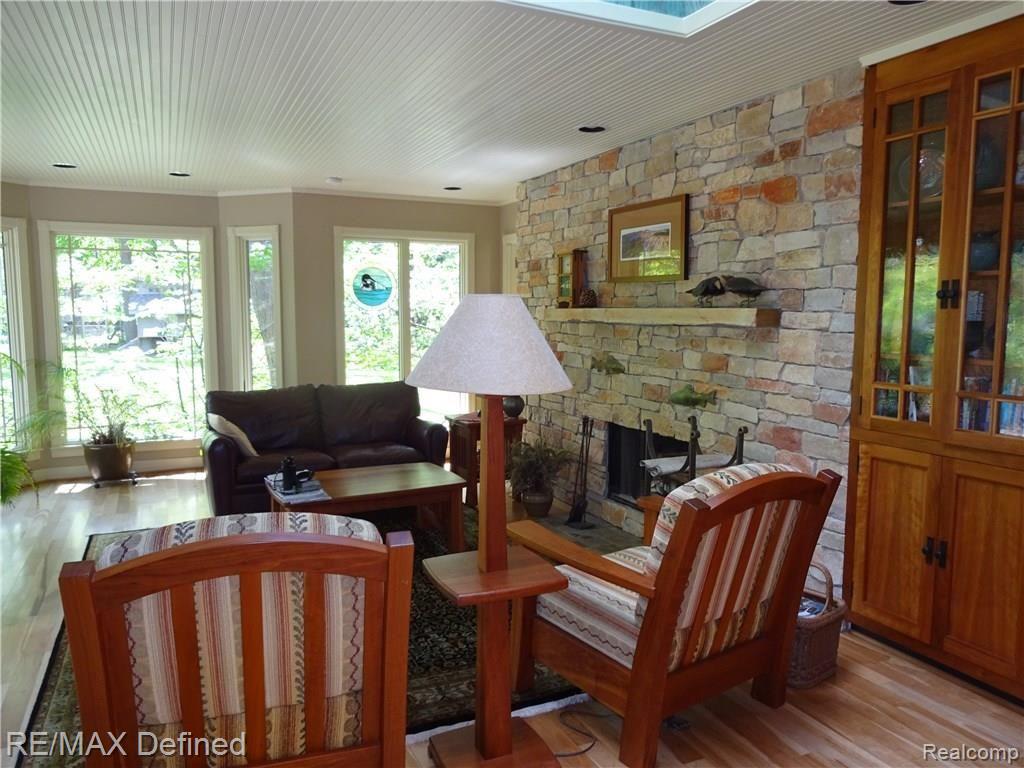 627 Charlesina Drive Rochester, MI 48306 - Photo 14 of 39 DSC01225 - Copy.JPG