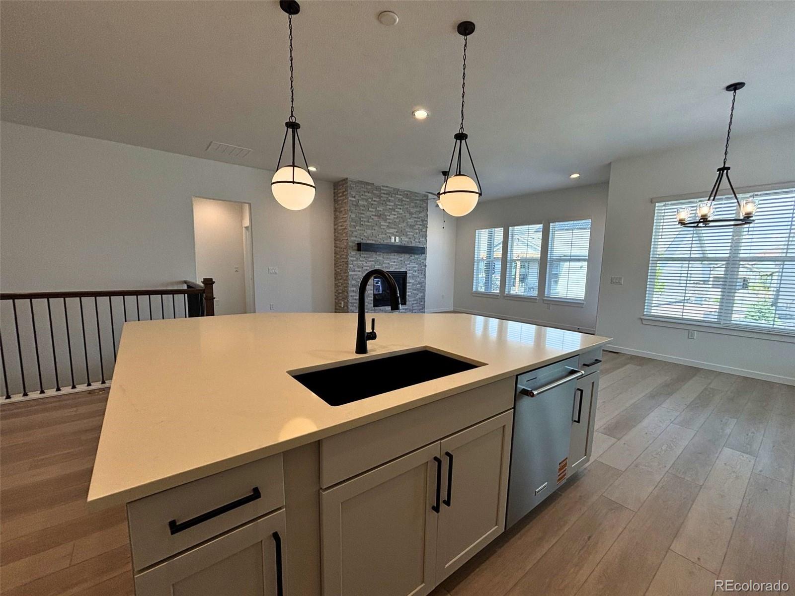 8895 South Riviera Way Aurora, CO 80016 - Photo 25 of 32