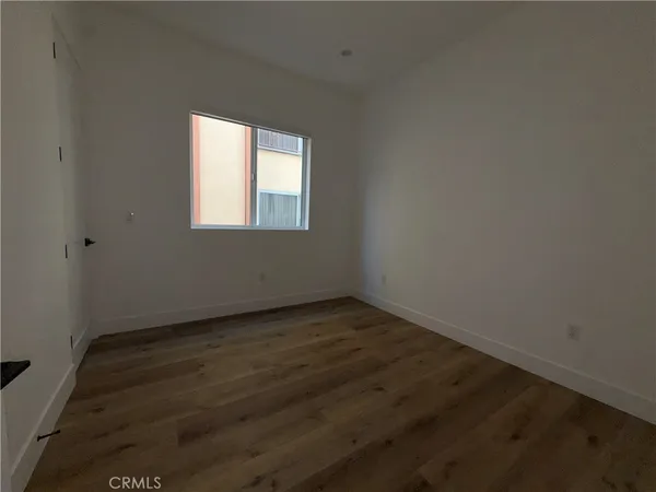 $3,839 | 5044 Laurel Canyon Boulevard, Valley Village, CA 91607