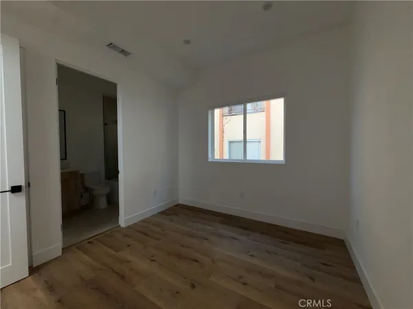 $3,839 | 5044 Laurel Canyon Boulevard, Valley Village, CA 91607