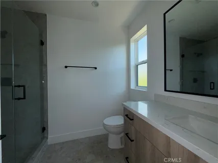 $3,839 | 5044 Laurel Canyon Boulevard, Valley Village, CA 91607