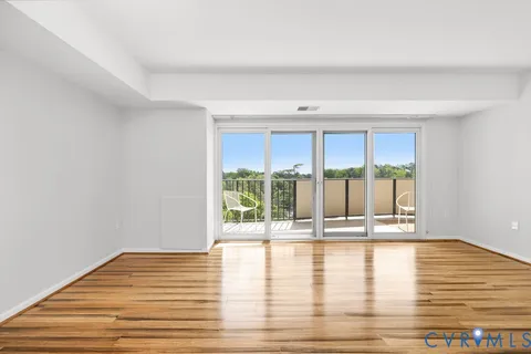 $305,000 | 2956 Hathaway Road, Unit U704, Richmond, VA 23225