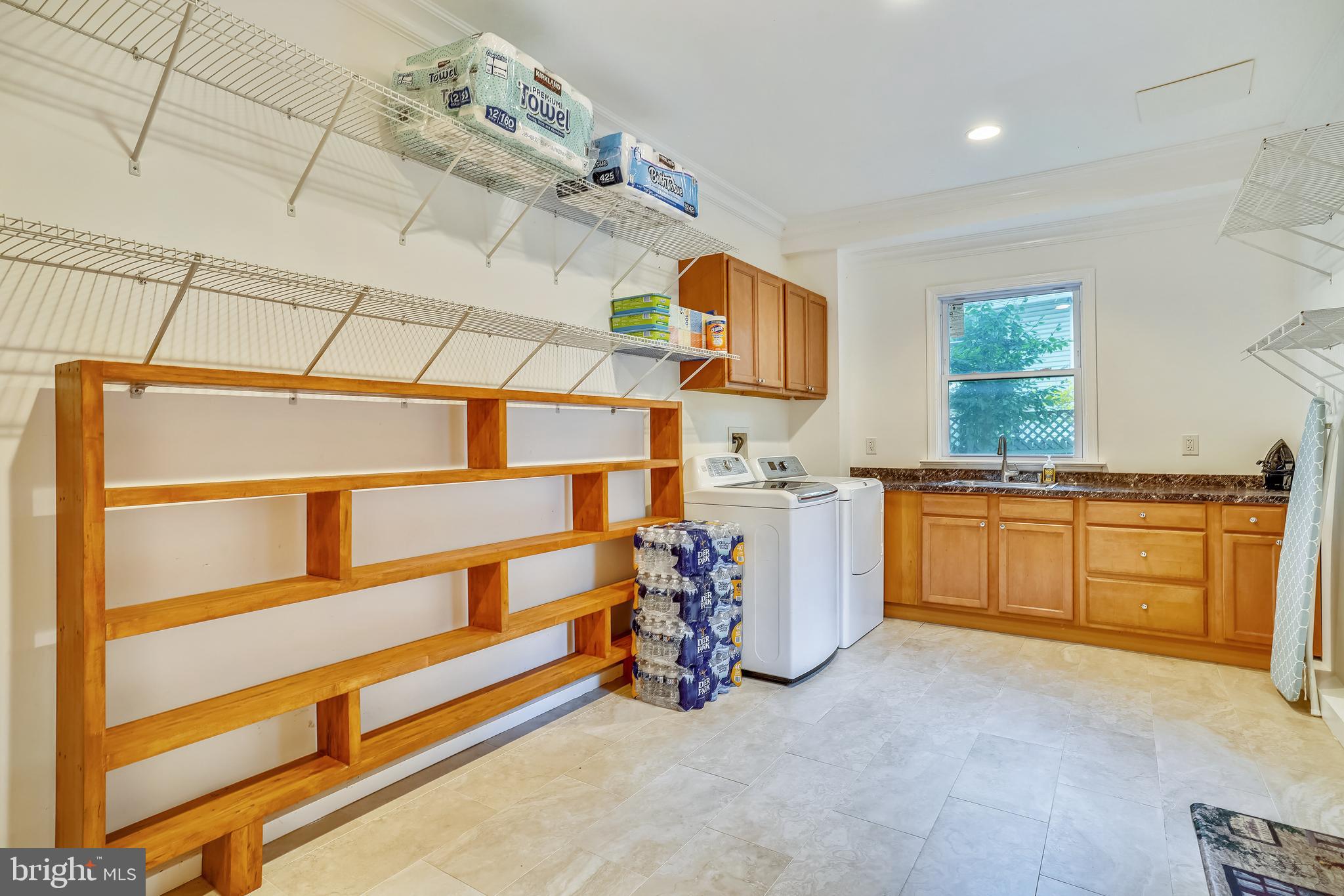 10016 Braddock Road Fairfax, VA 22032 - Photo 12 of 31 Large Main floor laundry