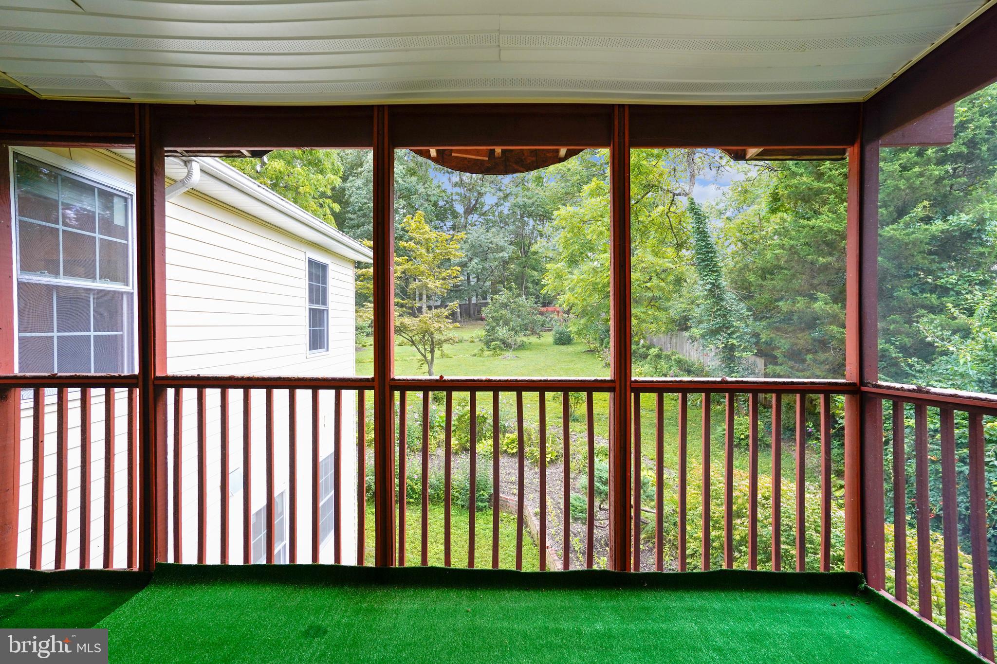 10016 Braddock Road Fairfax, VA 22032 - Photo 26 of 31 Screened porch off upper level bedroom