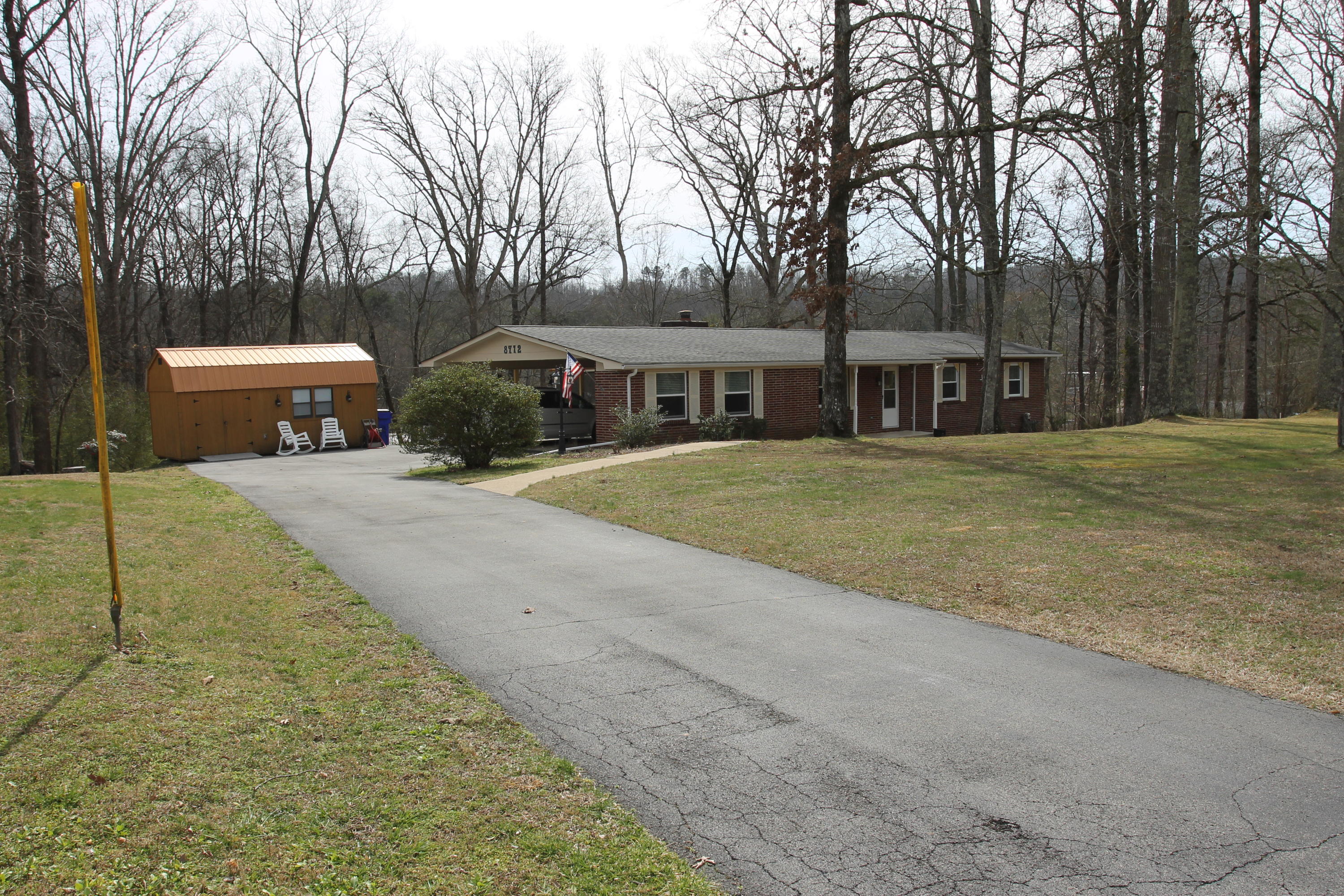 8712 Simpson Road Knoxville, TN 37920 - Photo 2 of 31 IMG_8572