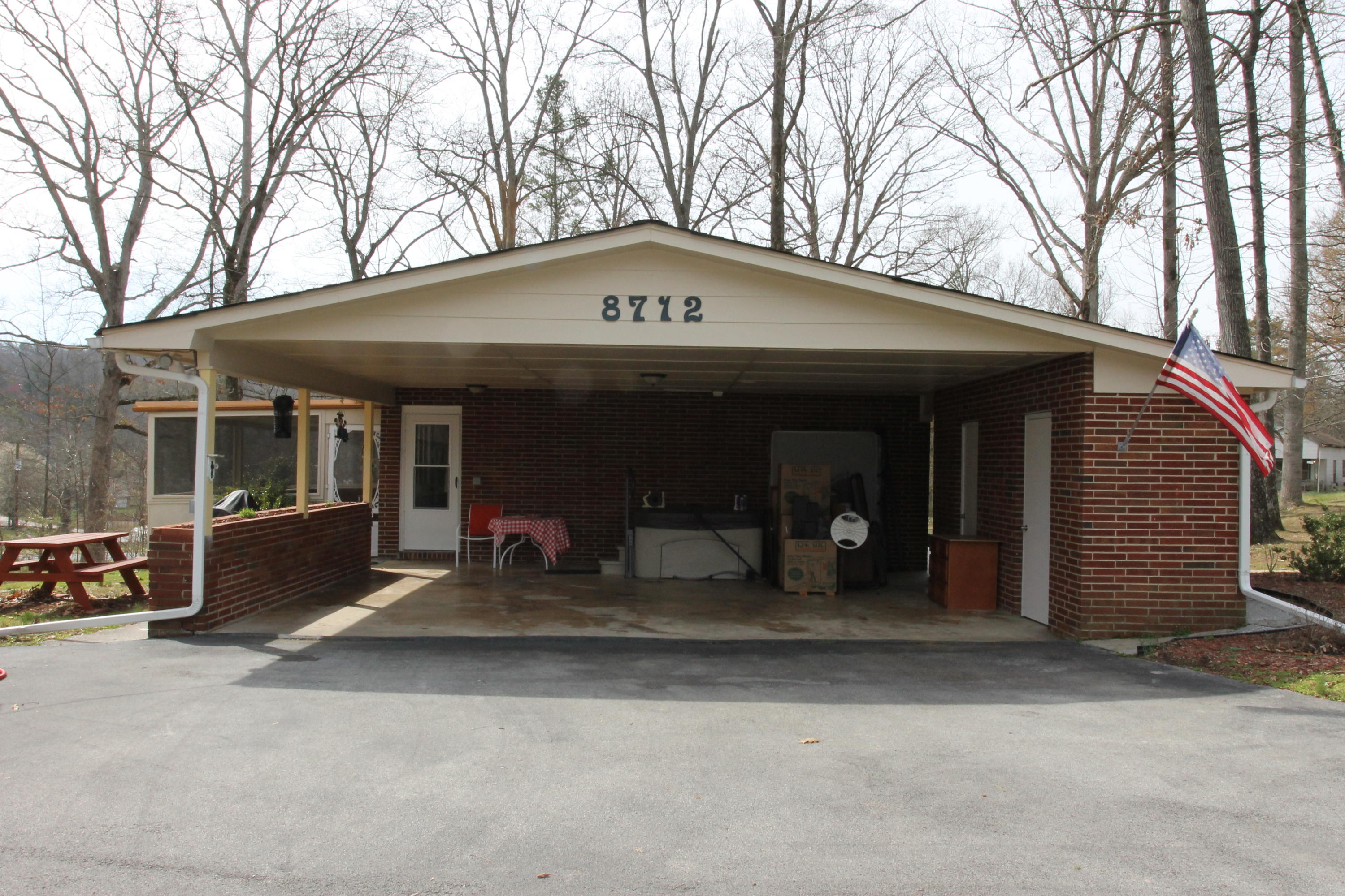 8712 Simpson Road Knoxville, TN 37920 - Photo 25 of 31 IMG_8576