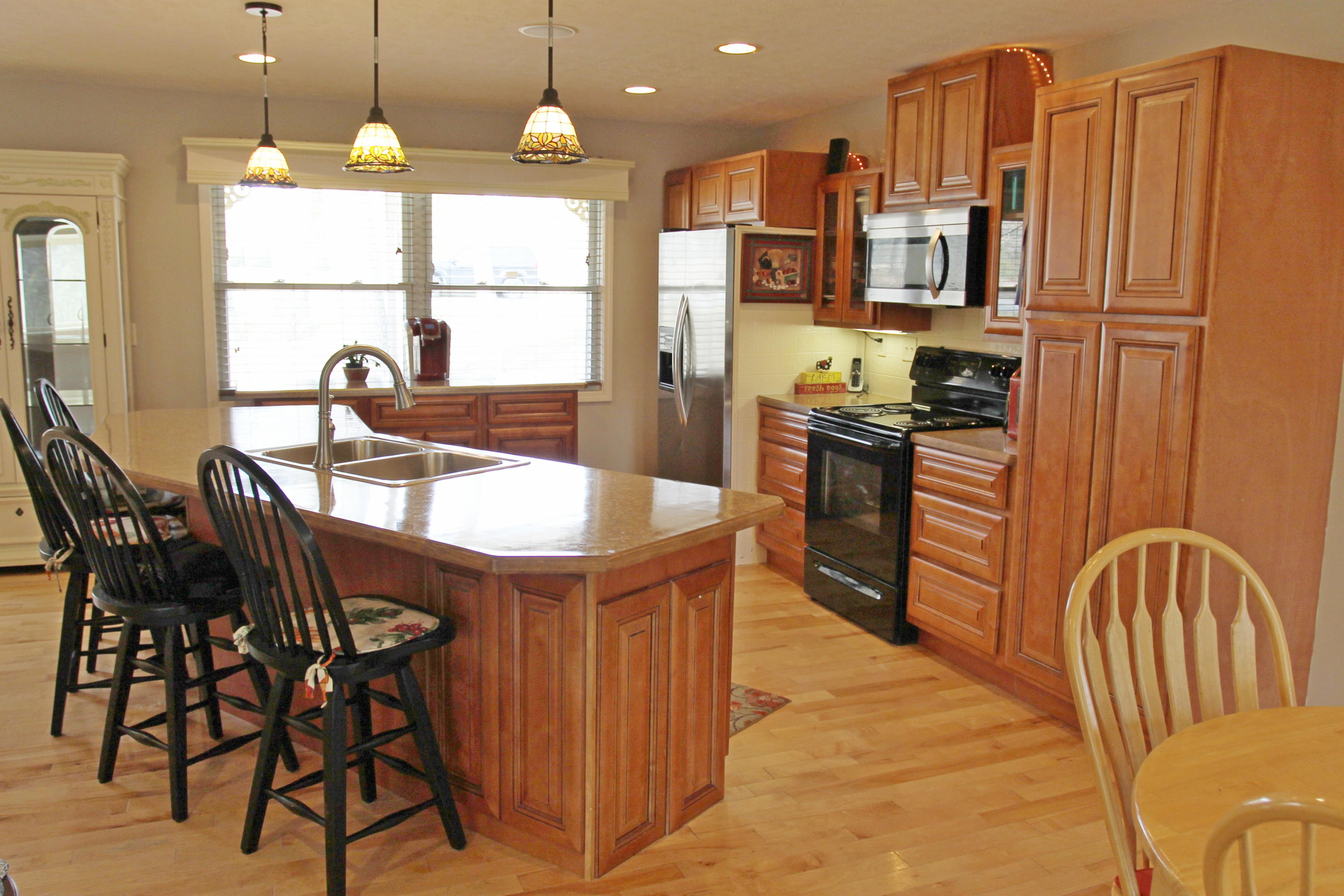 8712 Simpson Road Knoxville, TN 37920 - Photo 5 of 31 Kitchen 3
