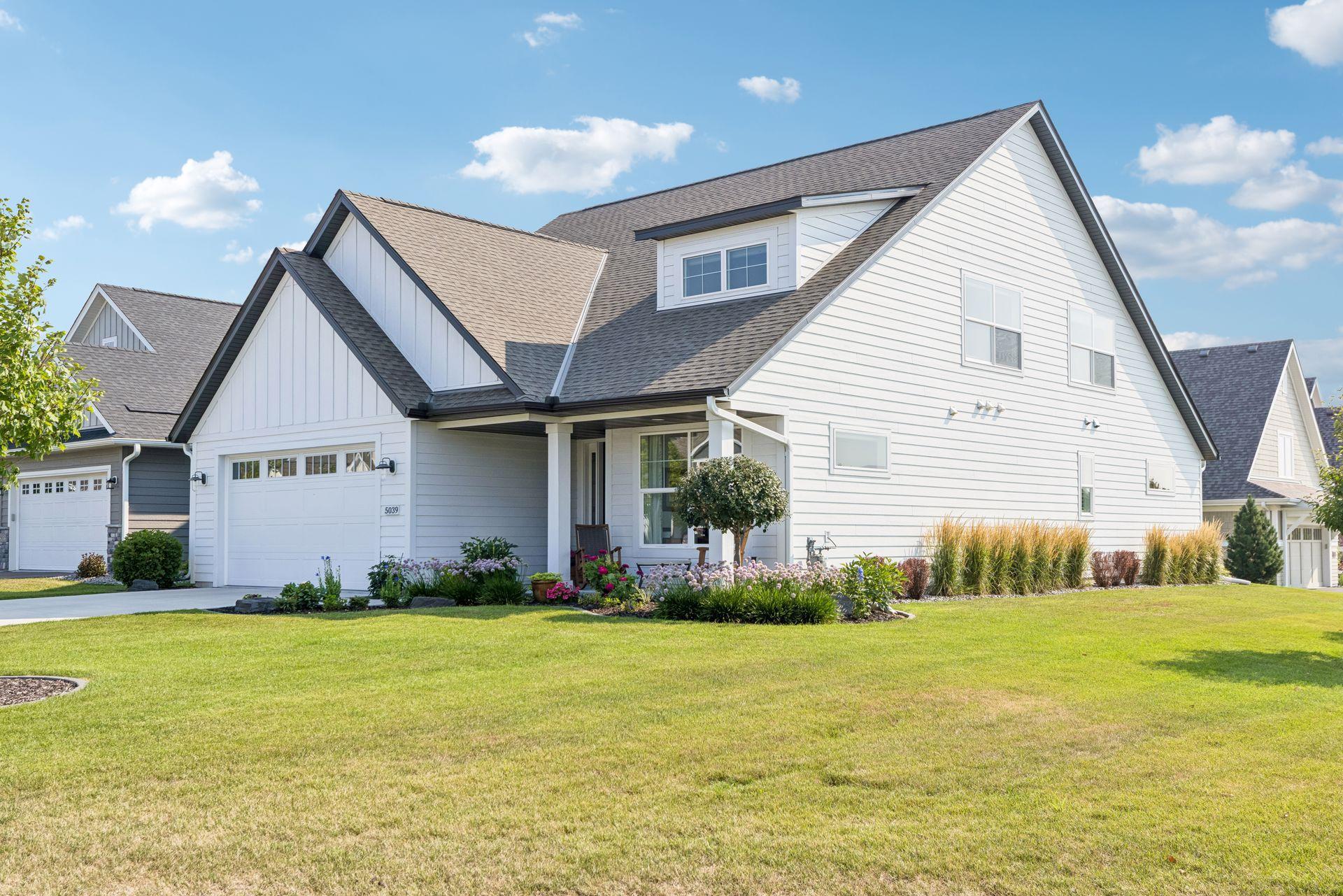5039 Dale Ridge Road Woodbury, MN 55129 - Photo 3 of 63 Gallery Image 3