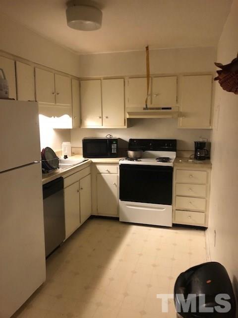 1010 Sandlin Place, Unit B Raleigh, NC 27606 - Photo 2 of 4 Gallery Image 2