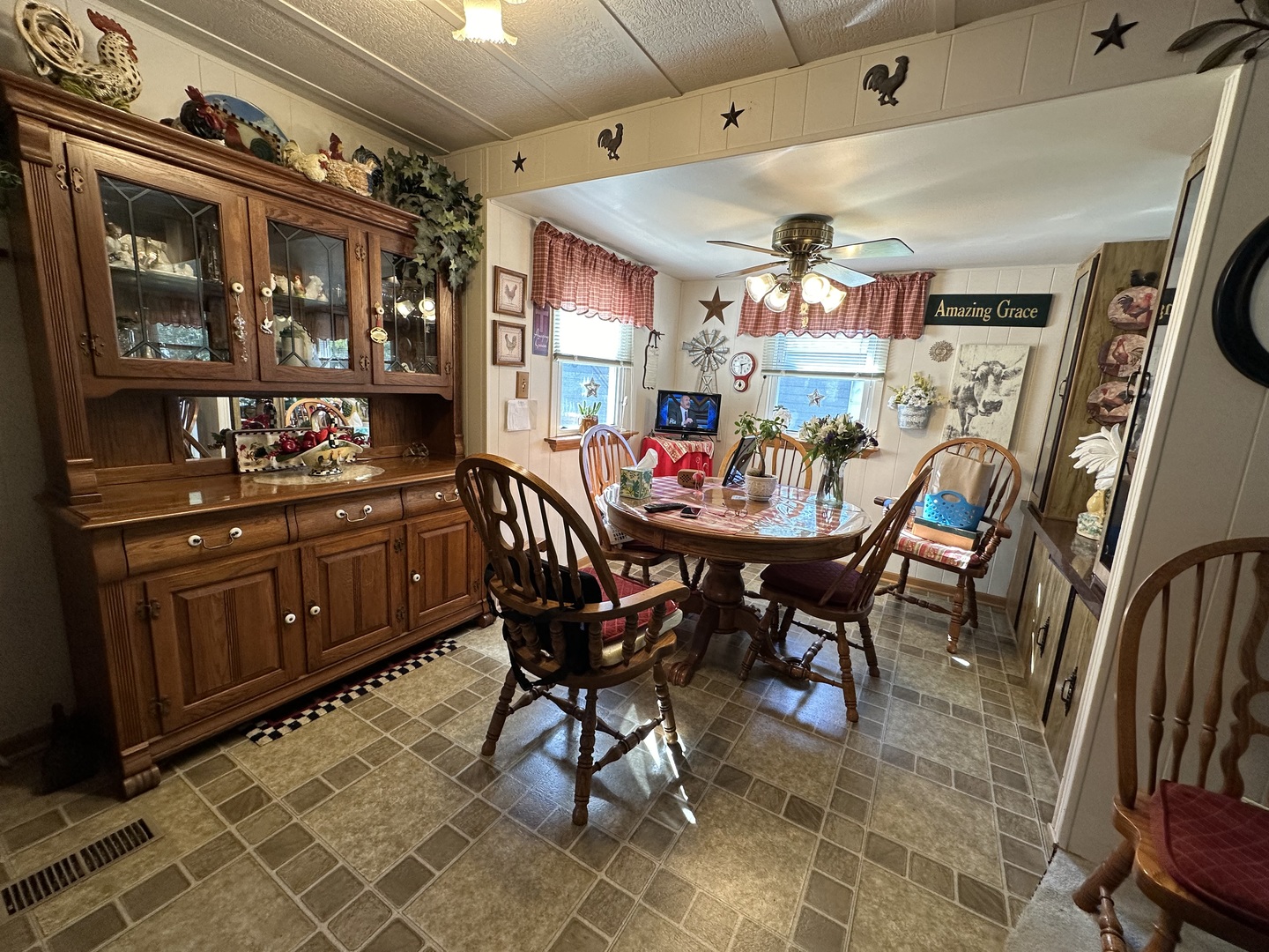 604 Tanglewood Road Matteson, IL 60443 - Photo 11 of 22 Gallery Image 11