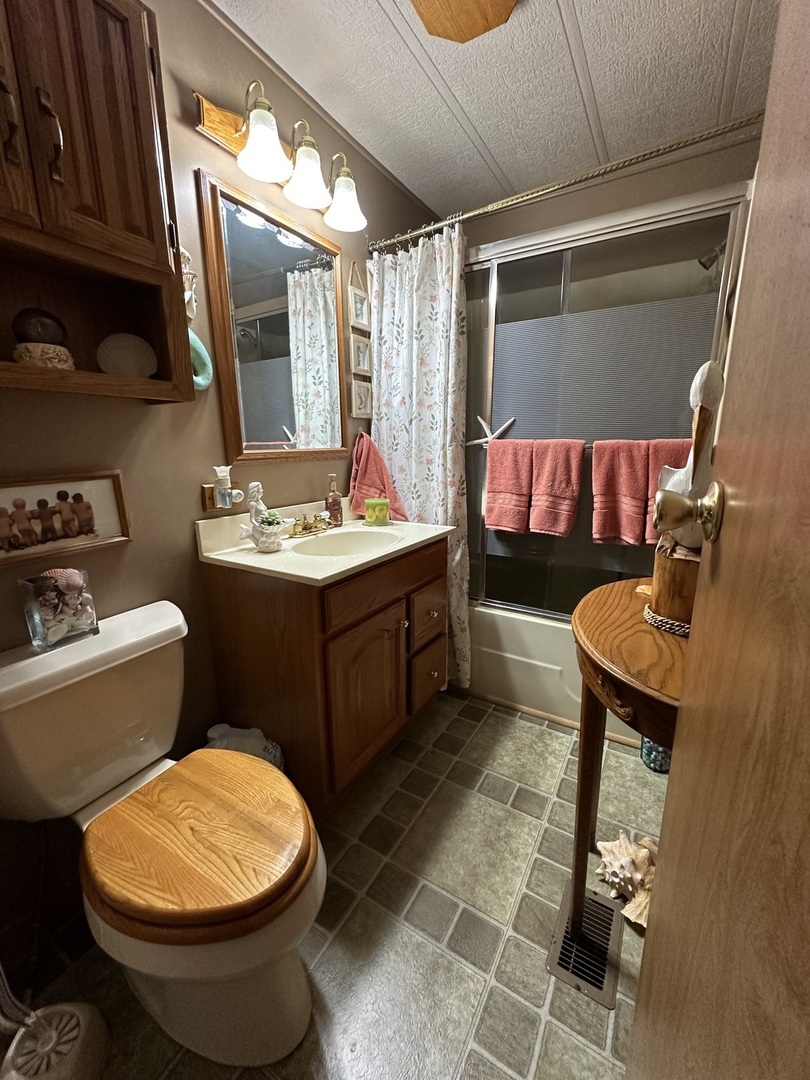 604 Tanglewood Road Matteson, IL 60443 - Photo 17 of 22 Gallery Image 17