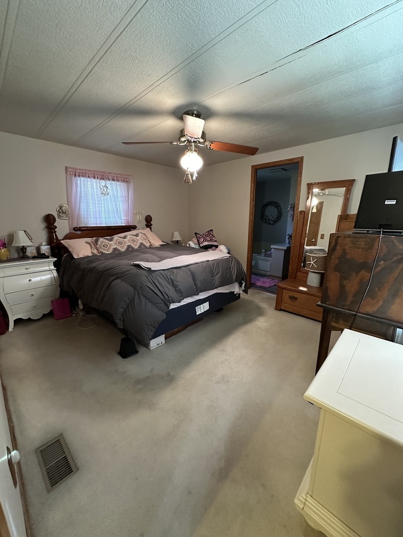 604 Tanglewood Road Matteson, IL 60443 - Photo 9 of 22 Gallery Image 9