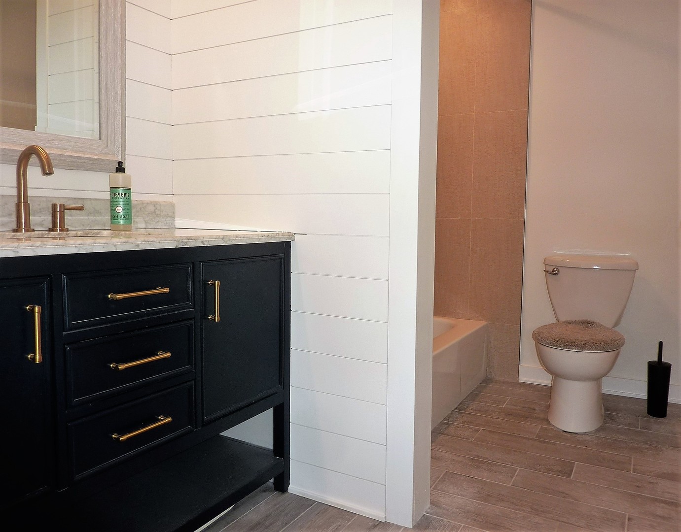 9-s220 S Frontage Road, Unit 210 Darien, IL 60527 - Photo 18 of 28
