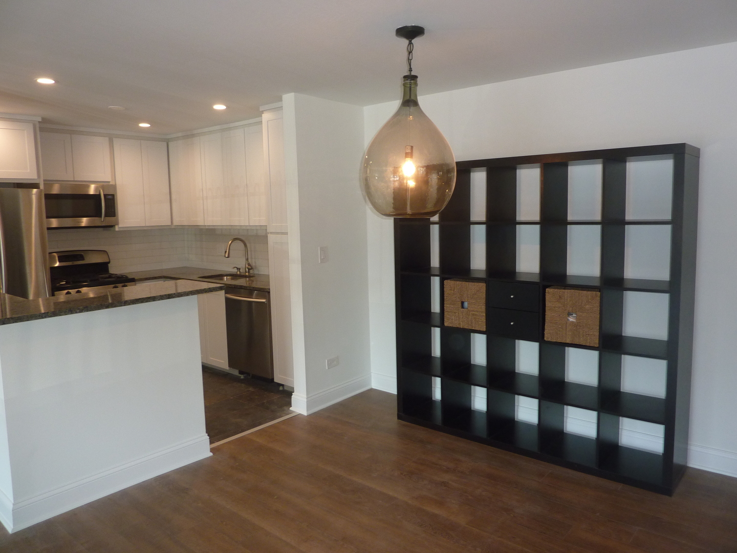 9-s220 S Frontage Road, Unit 210 Darien, IL 60527 - Photo 10 of 28