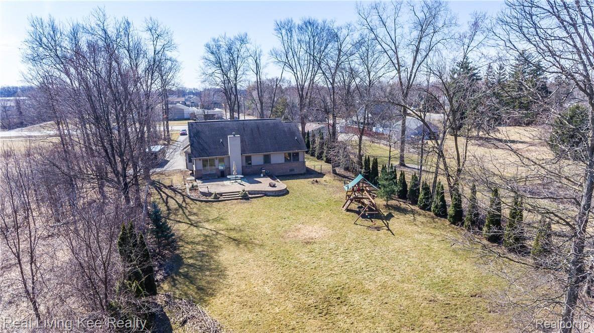 1582 West Auburn Road Rochester, MI 48309 - Photo 9 of 73 aerial exteriors8.jpg