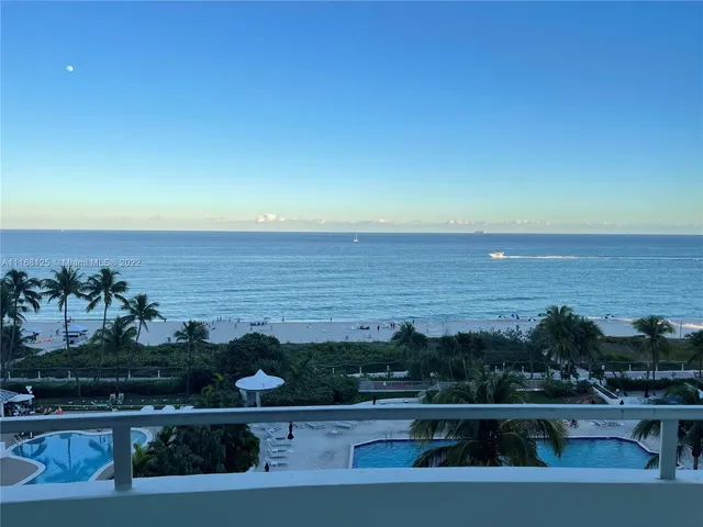 $7,500 | 5161 Collins Avenue, Unit 914, Miami Beach, FL 33140