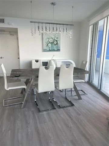 $7,500 | 5161 Collins Avenue, Unit 914, Miami Beach, FL 33140