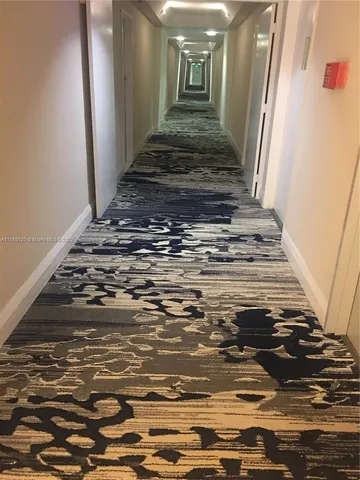 $7,500 | 5161 Collins Avenue, Unit 914, Miami Beach, FL 33140