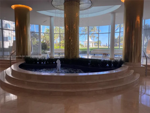 $7,500 | 5161 Collins Avenue, Unit 914, Miami Beach, FL 33140