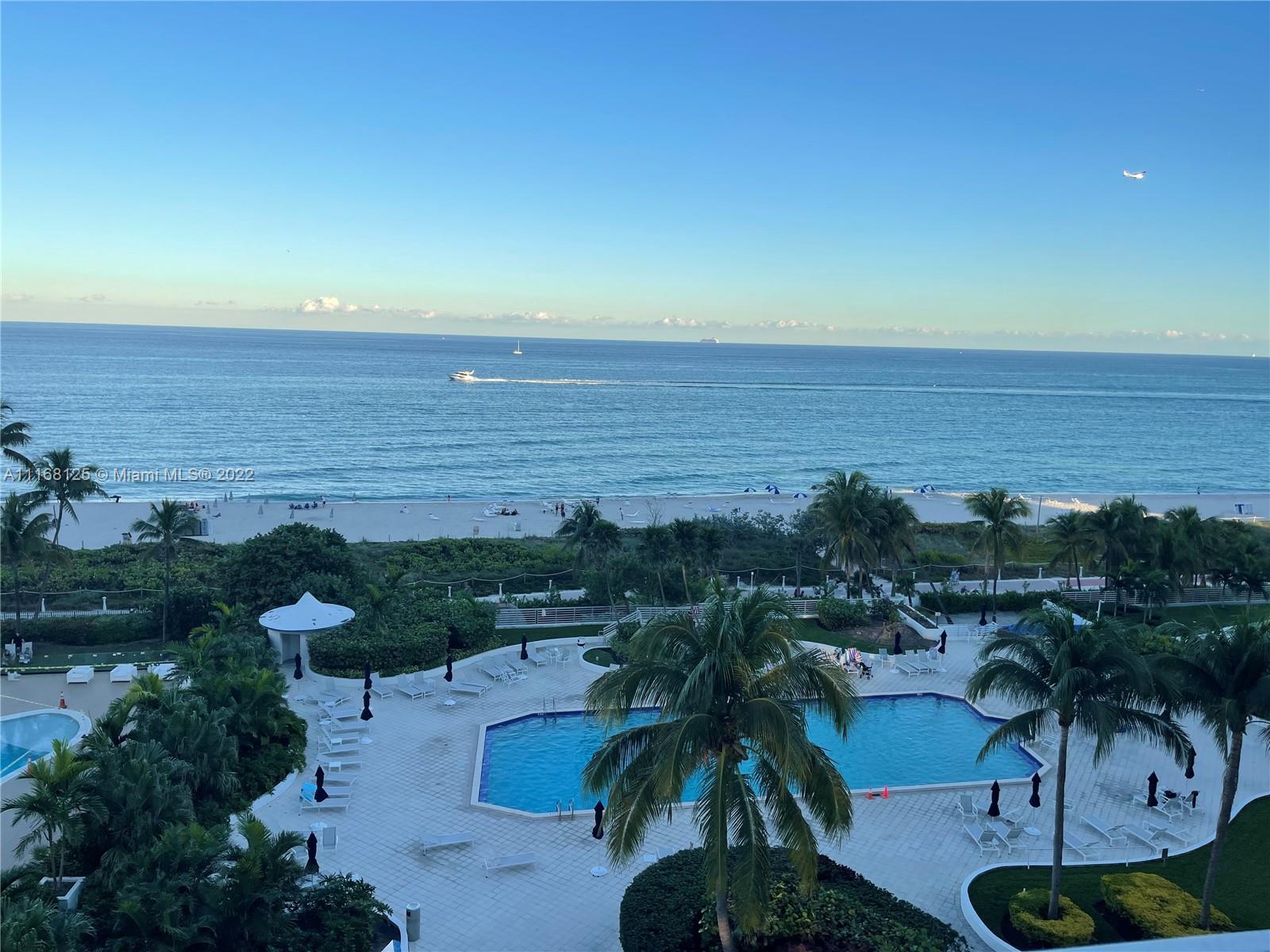 5161 Collins Avenue, Unit 914 Miami Beach, FL 33140 - Photo 2 of 36