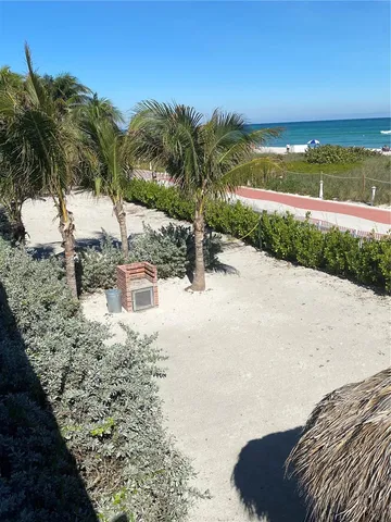 $7,500 | 5161 Collins Avenue, Unit 914, Miami Beach, FL 33140