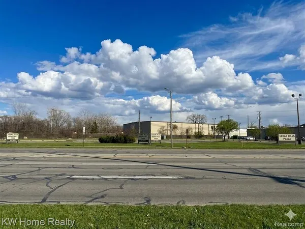$275,000 | 20800 Groesbeck Highway, Warren, MI 48089