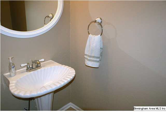 3976 Shades Crest Road South Birmingham, AL 35244 - Photo 17 of 26