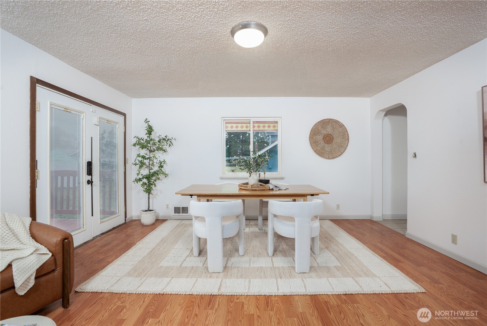 205 Brandywine Avenue DuPont, WA 98327 - Photo 17 of 38 a living room with furniture and window