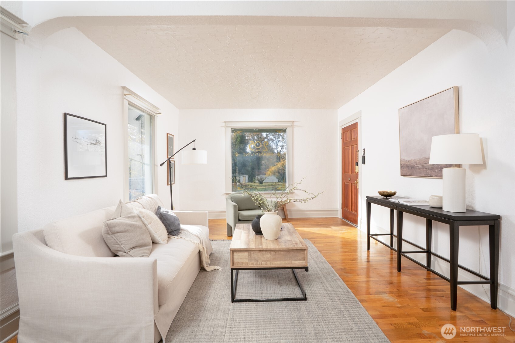 205 Brandywine Avenue DuPont, WA 98327 - Photo 6 of 38 a living room with furniture and a table