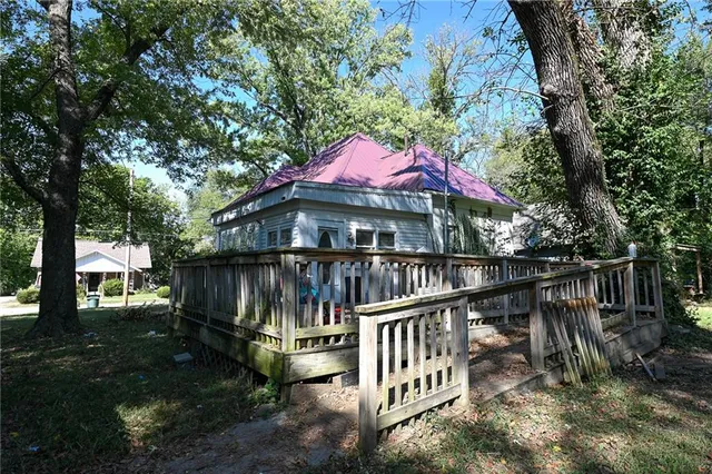 $100,000 | 804 North Main Street, Nevada, MO 64772