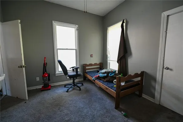 $100,000 | 804 North Main Street, Nevada, MO 64772