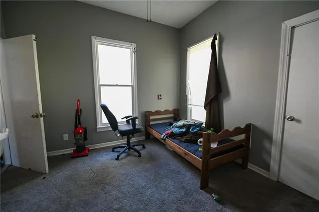 $100,000 | 804 North Main Street, Nevada, MO 64772