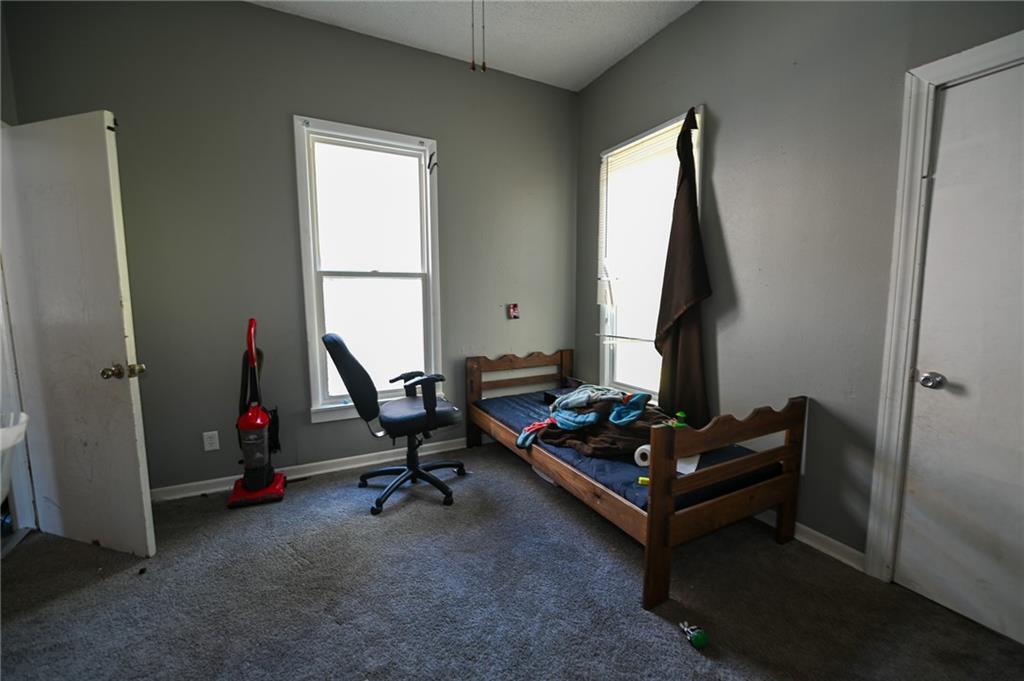 804 North Main Street Nevada, MO 64772 - Photo 6 of 13