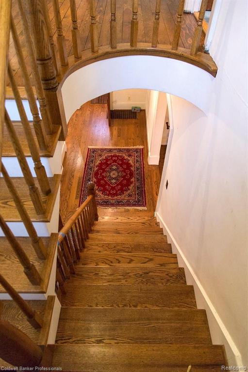 2252 Yorkshire Road Birmingham, MI 48009 - Photo 19 of 34