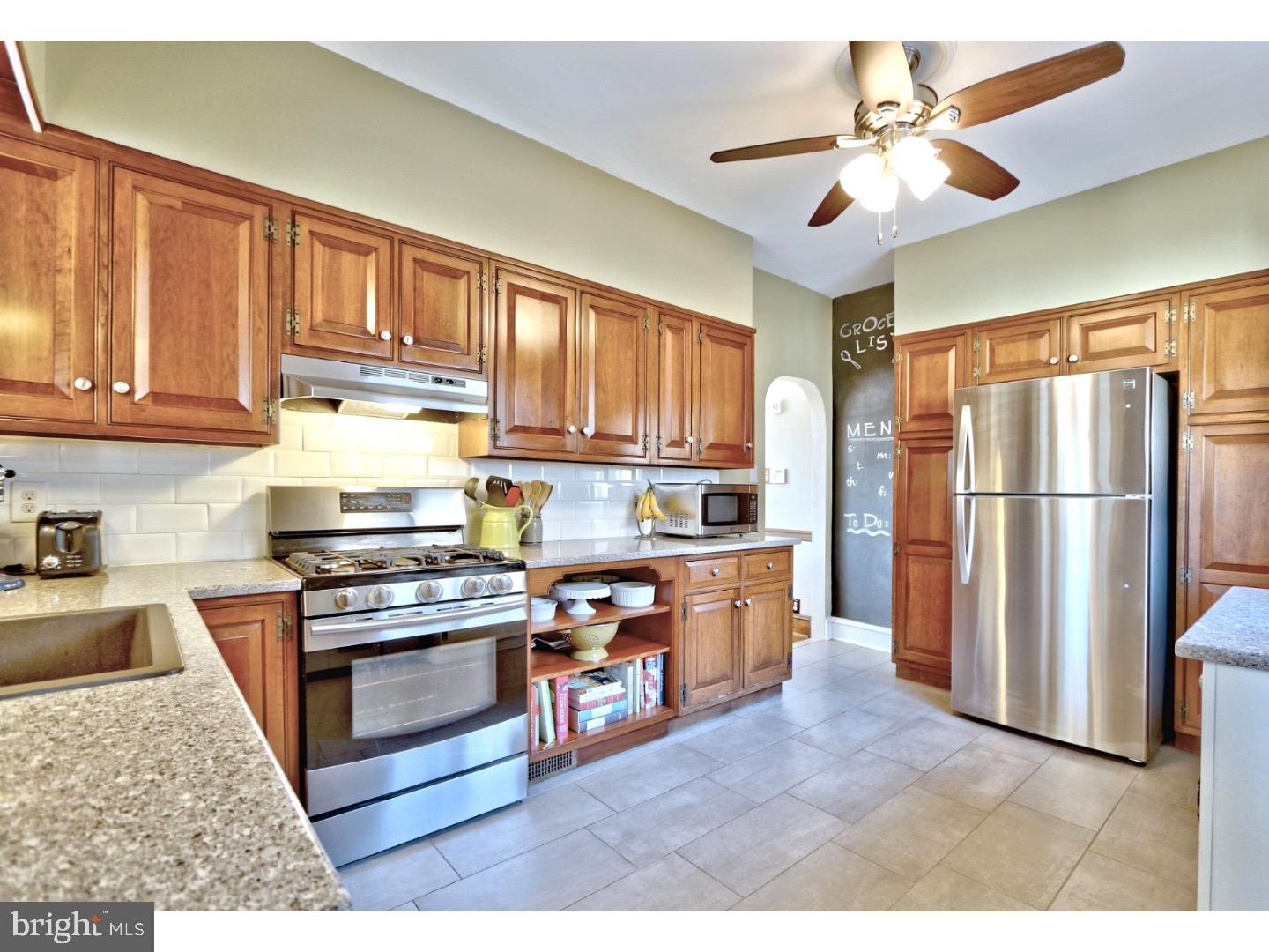 122 Yale Road Audubon, NJ 08106 - Photo 8 of 20 Kitchen