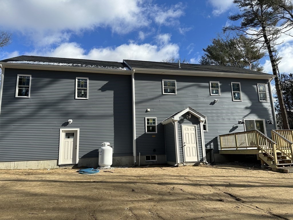 9 Chapel Road Mattapoisett, MA 02739 - Photo 5 of 30 Gallery Image 5