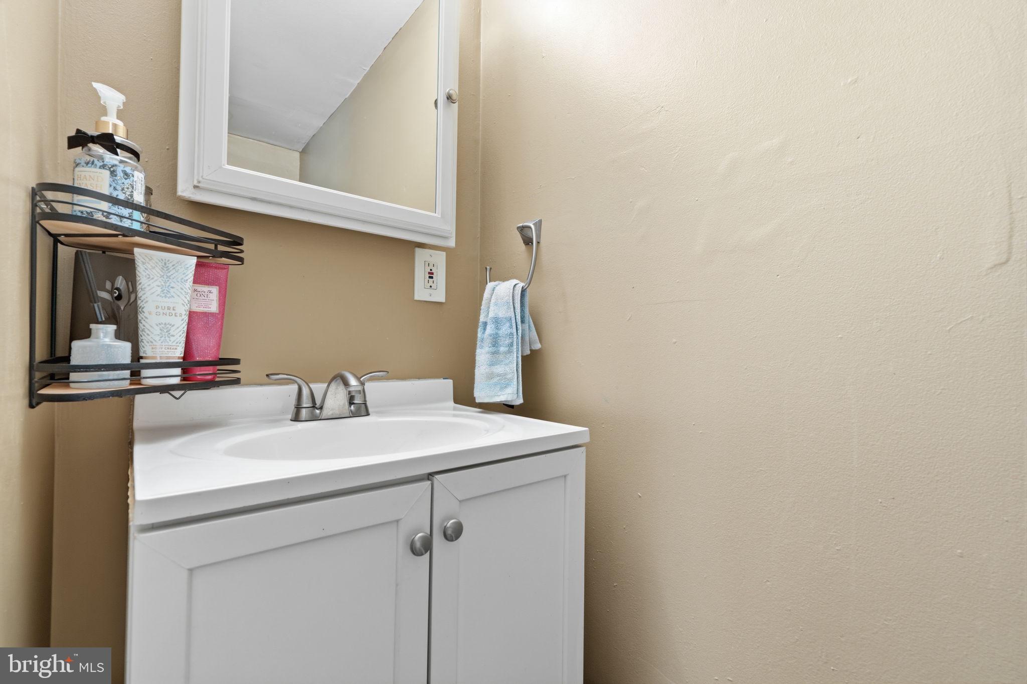 13073 Townsend Road Philadelphia, PA 19154 - Photo 23 of 31 Gallery Image 23