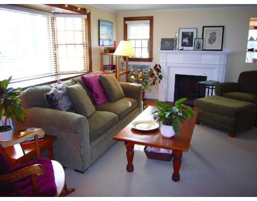 70 Craftsland Road Brookline, MA 02467 - Photo 2 of 9