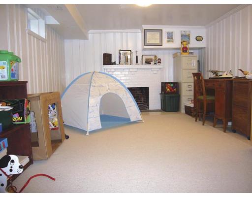 70 Craftsland Road Brookline, MA 02467 - Photo 8 of 9