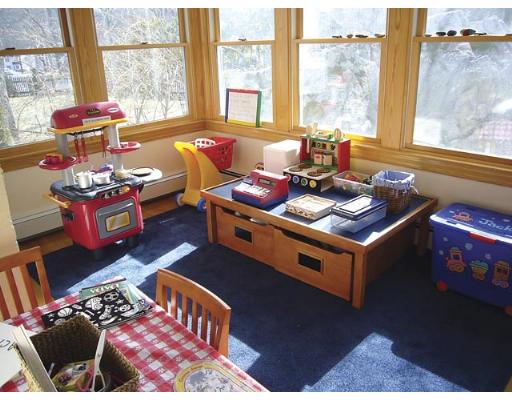 70 Craftsland Road Brookline, MA 02467 - Photo 9 of 9