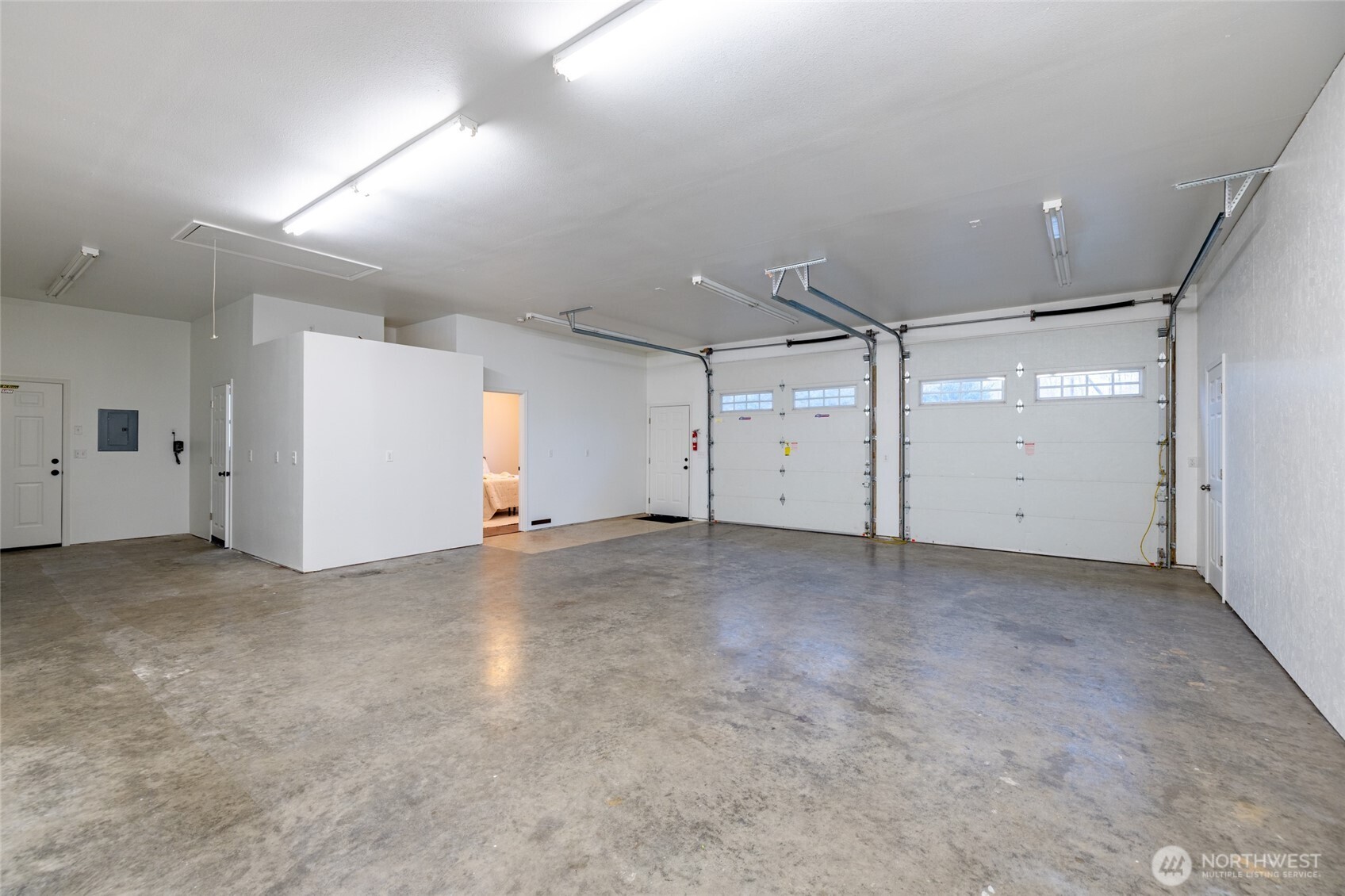 19366 Parson Creek Road Burlington, WA 98233 - Photo 29 of 31 an empty room with an empty space