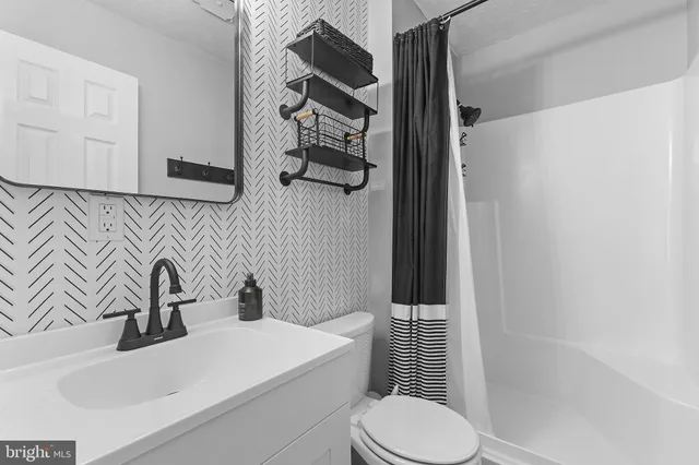 $379,900 | 2644 Cecil Drive, Chester, MD 21619