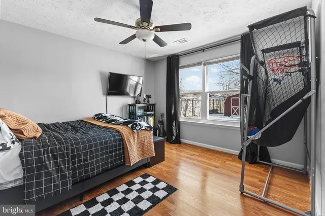 $379,900 | 2644 Cecil Drive, Chester, MD 21619