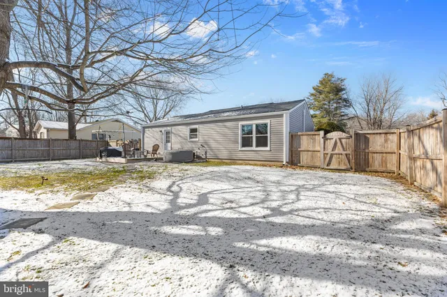 $379,900 | 2644 Cecil Drive, Chester, MD 21619