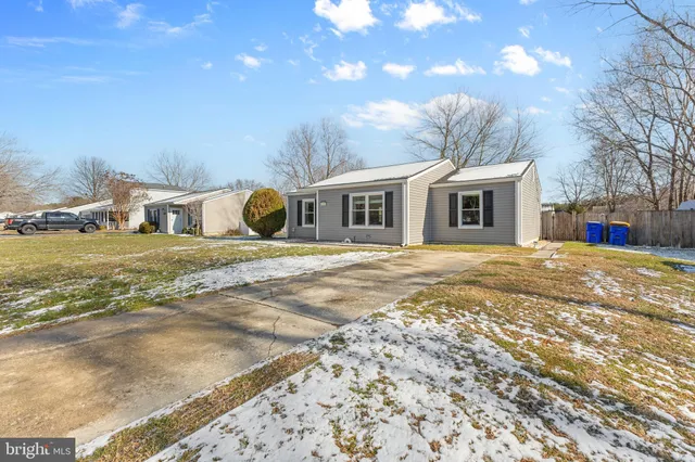 $379,900 | 2644 Cecil Drive, Chester, MD 21619